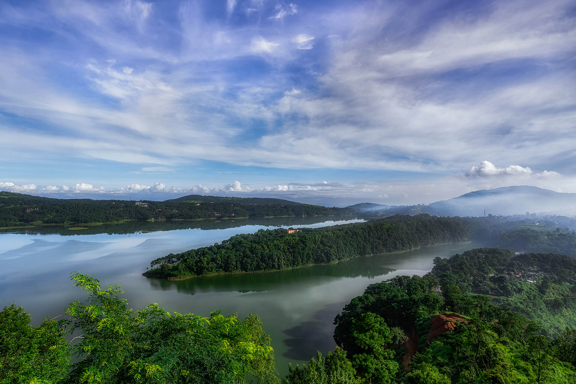 Umiam Lake – Meghalaya Tourism