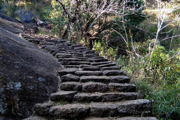 The steps going up Lum Kyllang