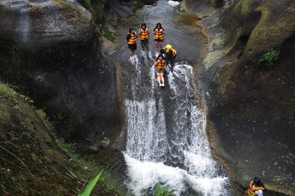 Travel_Meghalaya_Canyoning (1)