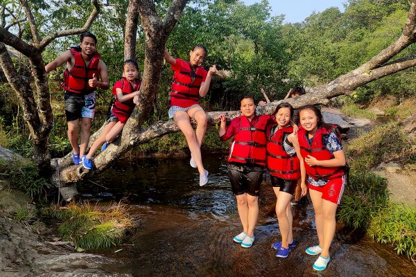 Travel_Meghalaya_canyoning (5)